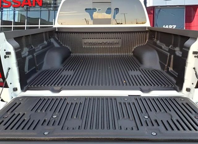 
 Nissan Frontier full									