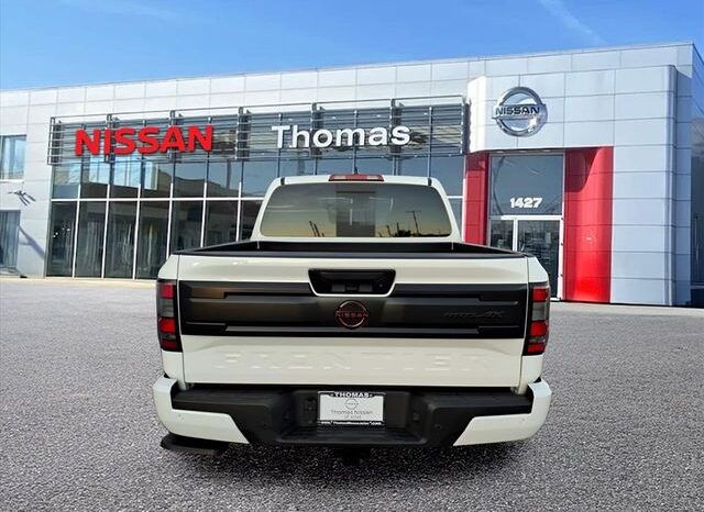 
 Nissan Frontier full									