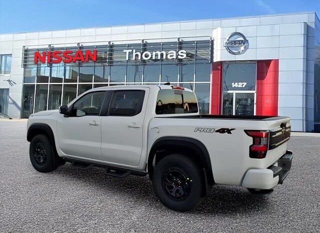 
 Nissan Frontier full									