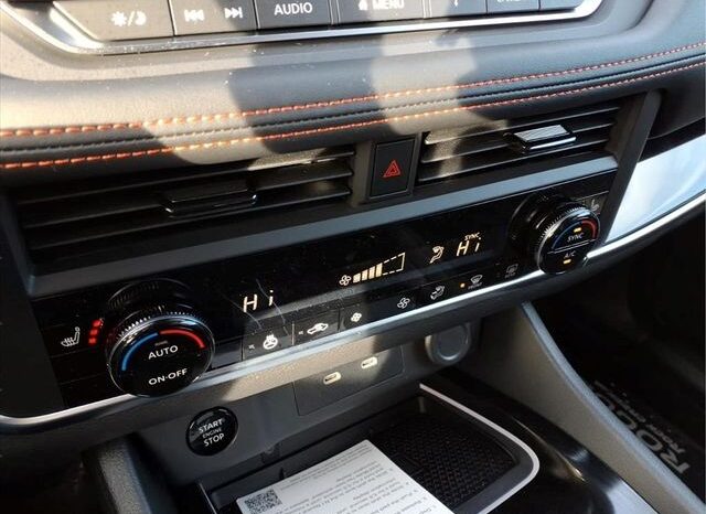 
 Nissan Rogue full									