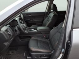 Nissan Pathfinder full