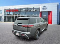 Nissan Pathfinder full