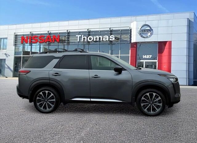 
 Nissan Pathfinder full									
