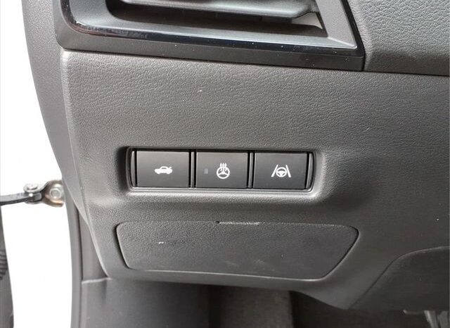 
								Nissan Sentra full									