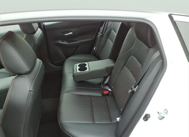 
								Nissan Sentra full									