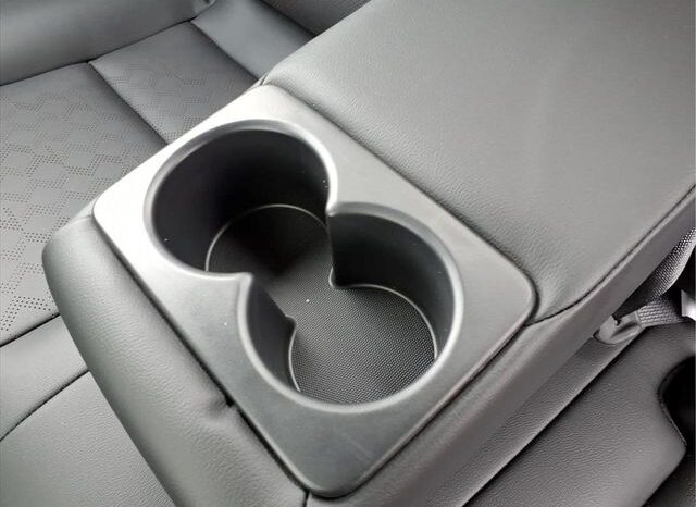 
								Nissan Sentra full									