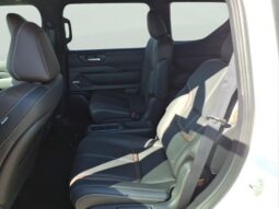 Nissan Armada full