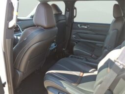 Nissan Armada full