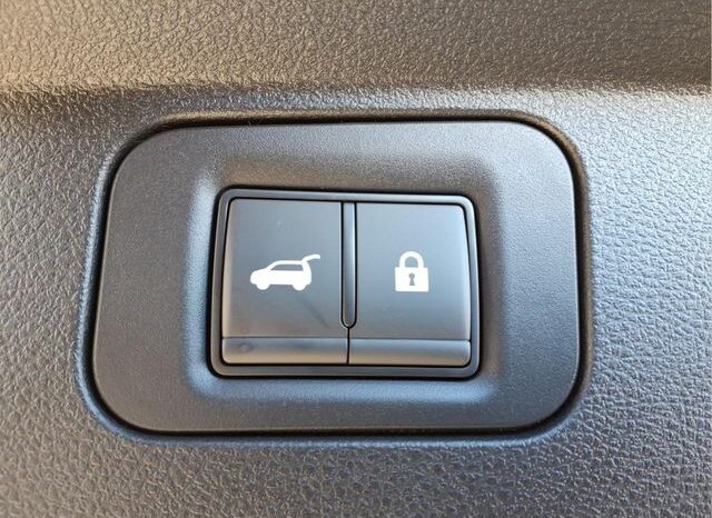 
 Nissan Armada full									