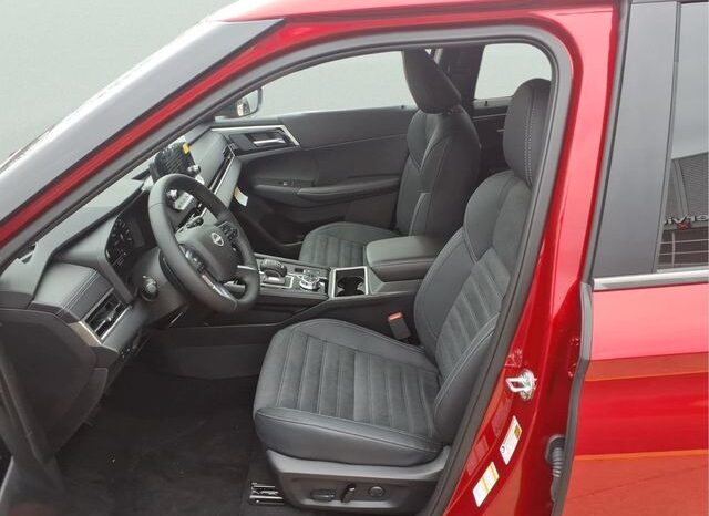 
 Nissan Rogue Plug-In Hybrid full									