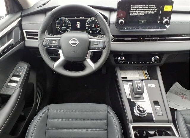 
 Nissan Rogue Plug-In Hybrid full									