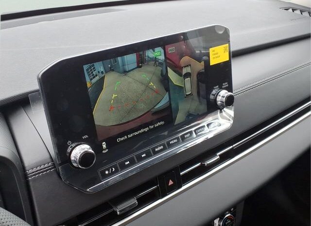 
 Nissan Rogue Plug-In Hybrid full									