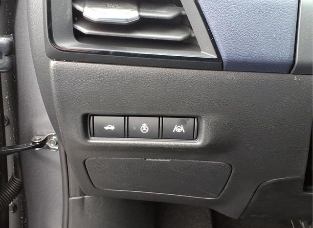 
								Nissan Sentra full									