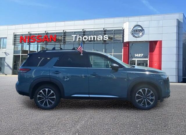 
 Nissan Pathfinder full									