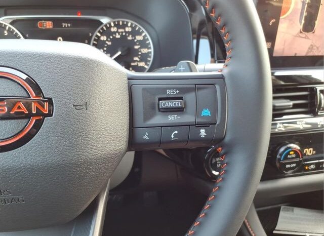 
 Nissan Pathfinder full									