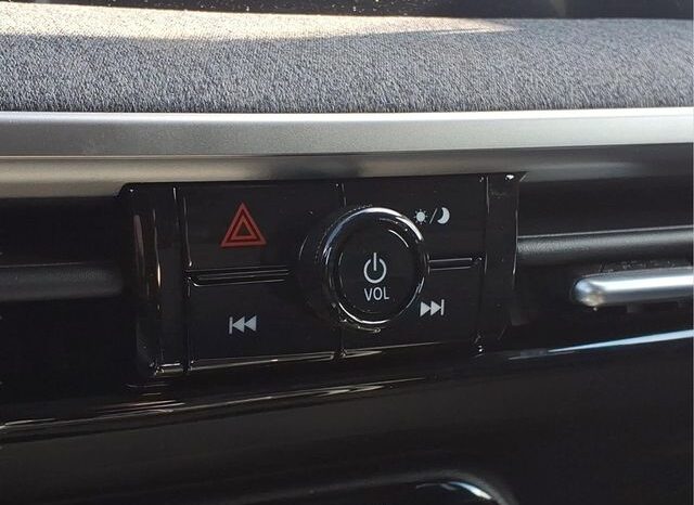 
 Nissan Kicks full									