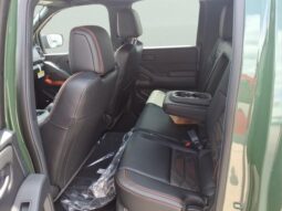 
 Nissan Frontier full									