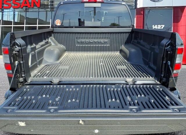 
 Nissan Frontier full									