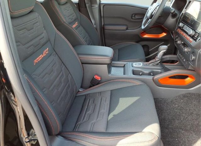 
 Nissan Frontier full									