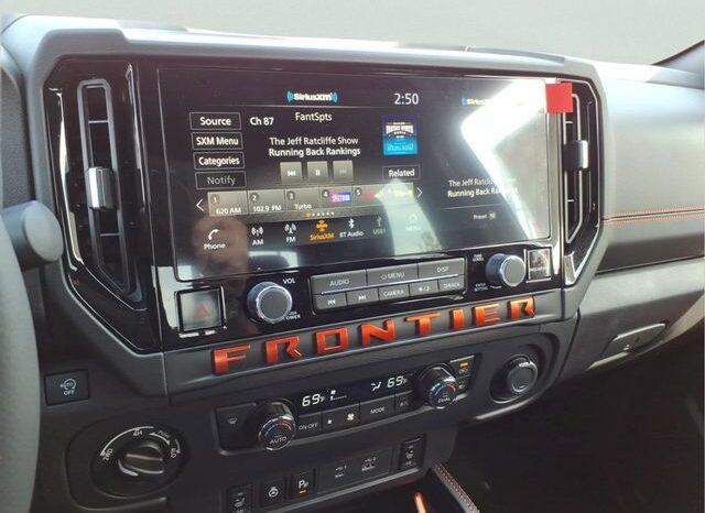 
 Nissan Frontier full									