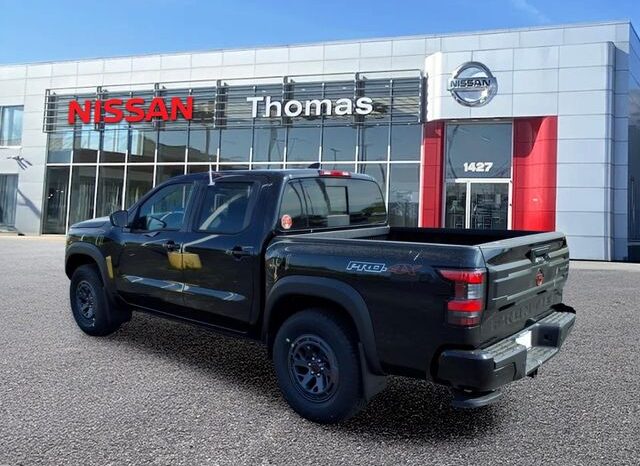 
 Nissan Frontier full									