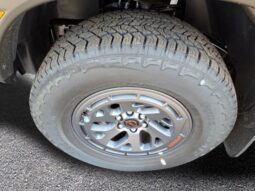 
 Nissan Frontier full									