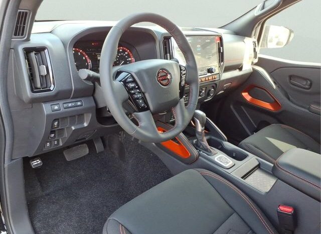 
 Nissan Frontier full									