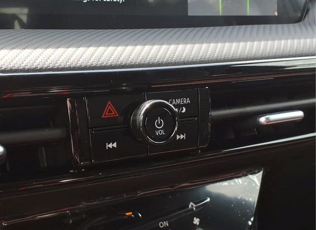 
								Nissan Kicks full									
