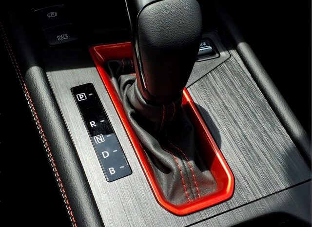 
								Nissan Kicks full									