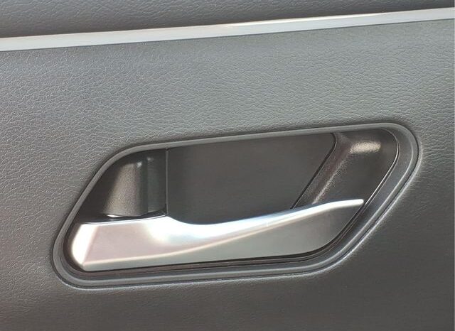 
								Nissan Kicks full									
