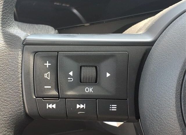 
								Nissan Kicks full									