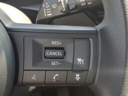 
										Nissan Kicks full									