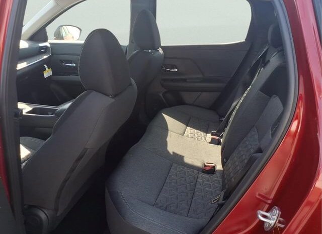 
								Nissan Kicks full									