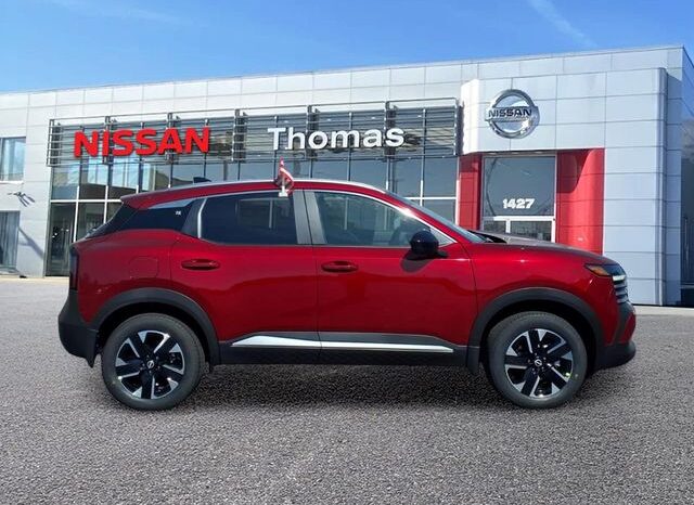 
								Nissan Kicks full									