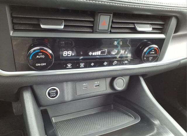 
 Nissan Rogue full									