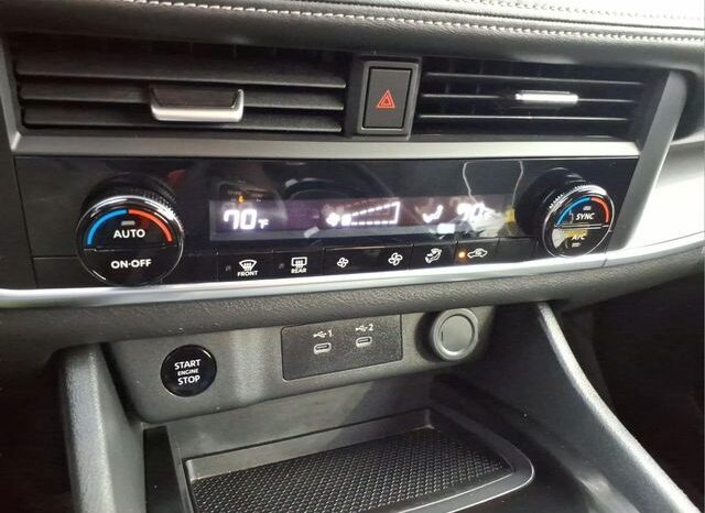 
 Nissan Rogue full									