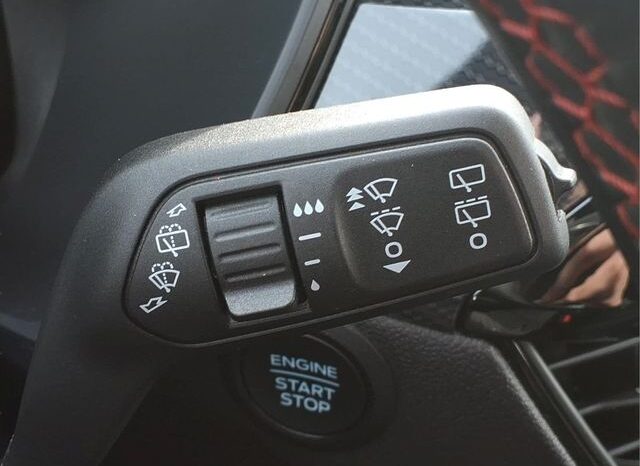 
								Ford Escape full									