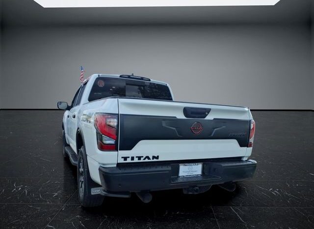 
 Nissan Titan full									