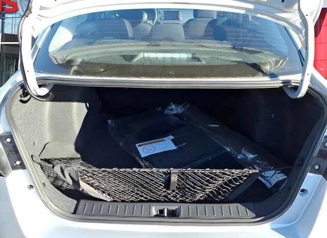 
 Nissan Versa full									