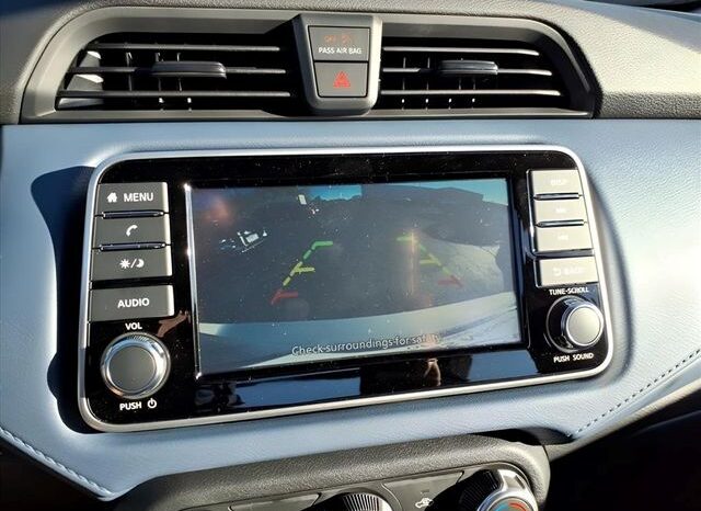 
 Nissan Versa full									