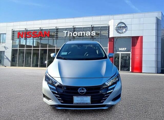 
 Nissan Versa full									