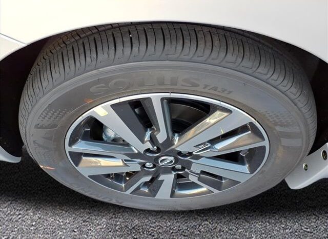 
 Nissan Versa full									