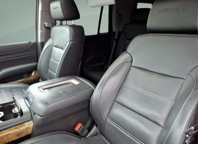 
 GMC Yukon full									
