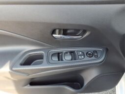 Nissan Versa full