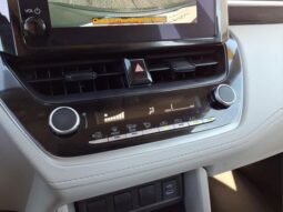 Toyota Corolla Cross full