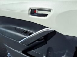 Toyota Corolla Cross full