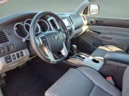 
 Toyota Tacoma full									