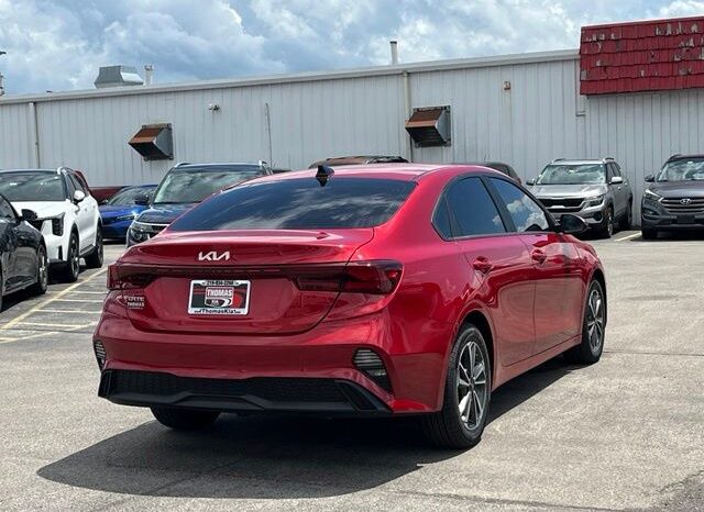 
 Kia Forte full									
