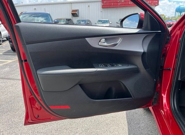
 Kia Forte full									