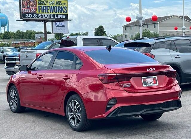 
 Kia Forte full									